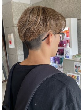 リンダテーラ(Linda tela) 【札幌白石】ダブルカラー/ベージュ/メンズカット