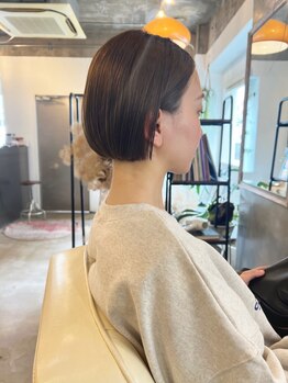 マンネリしやすいグレイカラーもあなただけのパーソナルカラーで最旬トレンドに☆トリートメントも豊富！