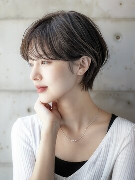 メロ 恵比寿(melo) 大人ショートレイヤー白髪ぼかし脱白髪染め 30代40代50代60代