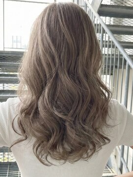 カーサ(Casa.) ハイトーン/ダブルカラー/グレージュ/レイヤーカット