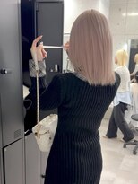 ローレン(Lolen.)&nbsp;短めででも可愛い　ホワイトミルクティー