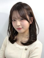 ヴェイン 渋谷(vain)&nbsp;くすみオリーブベージュシースルーバング小顔カットミディアム