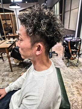 フレックス(FREEX) 刈り上げスパイキーショート、ツイスパ