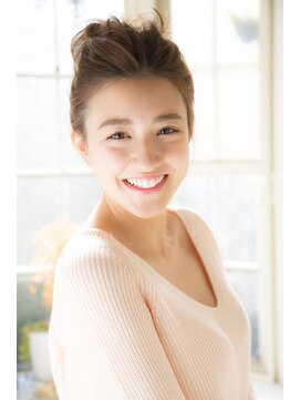 ガーランド (Garland) [Garland/表参道]☆ルーズなお団子アレンジ☆