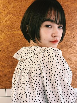 月日 ひし形ショートボブ