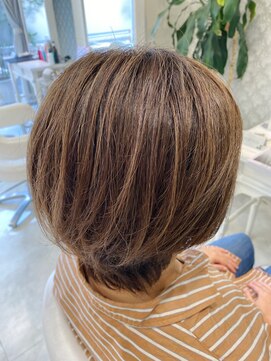 エフエフヘアー(ff hair) back style☆白髪ぼかしハイライトカラーvol.726