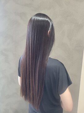 ヘアーアンドビューティーショップ エボルティー(hair&beauty shop EvoLuty) ストレートロング