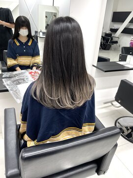 アライブ キチジョウジ(ALIVE Kichijoji) ホワイトベージュグラデーションカラー