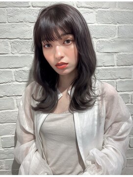 レイラバイアフロート 吉祥寺(Lila by afloat) くびれヘア/フルバング/アッシュブラウン