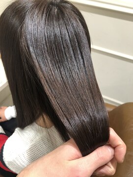 フレーム へアアンドトリートメント 天王寺北口店(FRAME) [FRAME 天王寺北口店] 髪質改善酸熱ケラチントリートメント