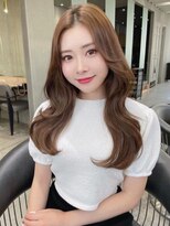 ロンドワン 三宮元町(Lond one)&nbsp;韓国レイヤーカット/ヨシンモリフェイスレイヤー/艶髪カラー