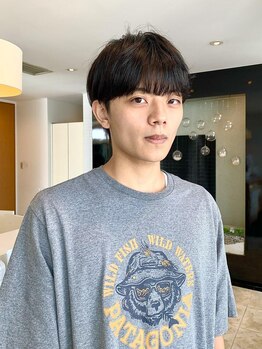 ナンブ セントラル(nambu-CENTRAL)の写真/【広く停めやすい駐車場有☆】金沢駅西エリアでお仕事帰りも通いやすい立地と高い技術で、メンズもお任せ◎