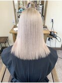 ハイトーン 10代 20代 ホワイトミルクティー ブリーチ ホワイト