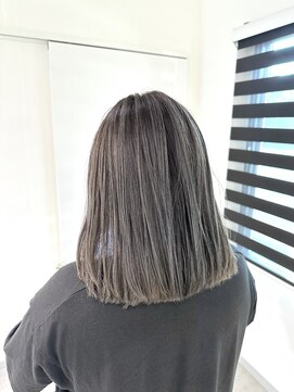 イロアイ(iro I) バレイヤージュ
