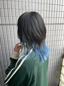 アオ(AO。) ウルフレイヤー/レイヤーカット/ブルーカラー