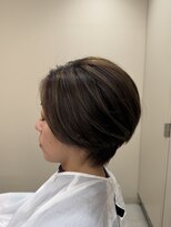 アース 上本町店(HAIR&MAKE EARTH) 脱白髪染め◎白髪ぼかしハイライト×大人ショートボブ