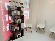 いつカラ ミスターマックス西大分店の雰囲気(店内に待合席あります!予約は不要!)