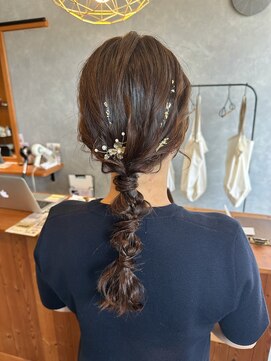ヘアー ノーブル(hair noble) 編みおろしローポニー