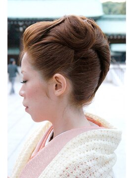 ゲッカビジン(GEKKABIJIN) 着物にあうアップ☆素敵夜会巻き《ヘアセット&着付 GEKKABIJIN》