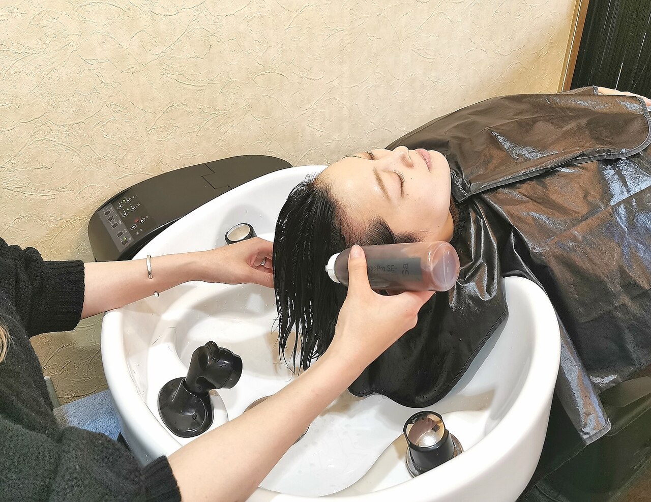 極上のスパシャンプー台で炭酸ヘッドスパ|グランドヘアメイク 極上のスパシャンプー台で炭酸ヘッドスパ|グランドヘアメイク