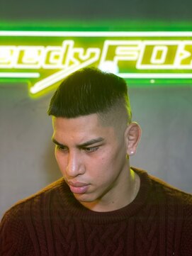 グリーディーフォックス 代々木(Greedy FOX) 韓国マッシュ/センタ-パ-ト/ツイストスパイラル/スキンフェード