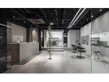 メゾンヨハク(Maison yohaku)の雰囲気(開放感のある空間でゆったりと過ごせます)