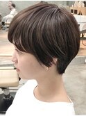 大人ショートボブマッシュショートカット丸みショート前髪あり