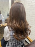 デザインカラー／レイヤーカット/ウエットヘア/オリーブベージュ