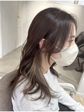 シーン(seen) ◎顔まわりカット+インナーカラー◎ 小顔カット