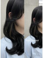 ヒン(HIN)&nbsp;今流行りのレイヤーカット×ポイントハイライトカラー！