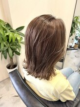 サロンワン(Salon1) 外ハネミディ