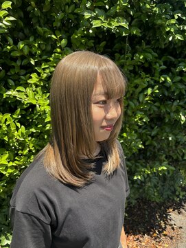 サミット アメ(SUMMIT ame.) ワンブリーチでもできるだけ明るいベージュ