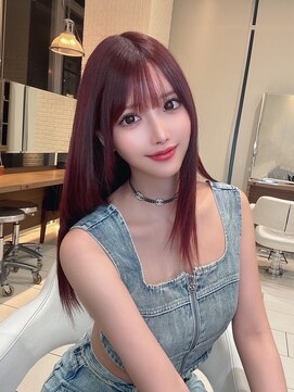 ローレン(Rollen) トレンド赤髪にレイヤーストレートの綺麗な韓国ヘア