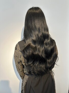 ベルグローアルファ(BELLE GROW ALPHA) 暗髪カラー