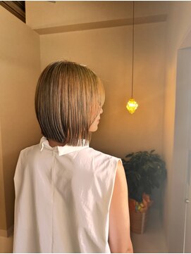 ロムル(LOML) オリーブベージュこなれボブ