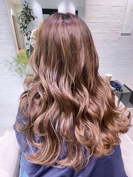 ステア ケース(stair case) 【NATASHA】銀座レイヤーカット/20代/30代/40代/50代