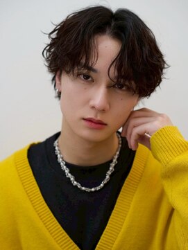 men's salon es. 新宿 メンズカット/メンズパーマ/メンズヘア【メンズサロン エス】 ニュアンスパーマ/波巻きツイストスパイラル[新宿/メンズ/men's]