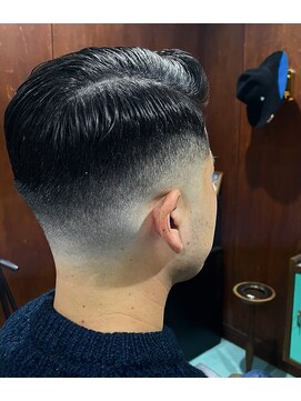 バーバーバー(BAR BER BAR) メンズカットバーバーフェードスタイル