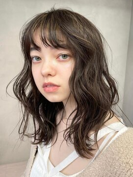 ソワ 北千住(soi) ハイライト_ホワイトグレージュ_ミニウルフ_チェリーブラウン