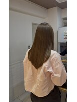 ネオリーブ チロル 横浜西口店(Neolive CiroL.)&nbsp;アッシュベージュ　顔まわりカット　前髪カット