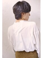 ロイジー(roijir)&nbsp;roijirイルミナインナーカラーxスパイラルxセンシュアルショート