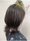 ナチュラルくびれヘアソトハネミディアッシュ系カラー艶髪小顔