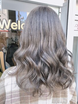 ラビス クローバー(Lovis clover) アッシュグレージュ ビタミンカラー メルティカラー