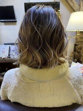 アックスピュア(axe pure) バレイヤージュ×シークレットハイライト★旬スタイル♪