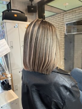 ラフ(LAFF) #バレイヤージュ#グレージュカラー#ボブウルフ#ココアベージュ