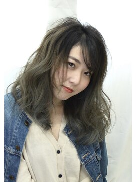 ヘアカフェ コトノハ(hair cafe Kotonoha) 【コトノハ】極細ハイライトレイヤーロング 小顔ゆる巻きロング