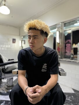 メリケンバーバーショップ フクオカ(MERICAN BARBERSHOP FUK) べリーショートダークアッシュニュアンスパーマ韓国マッシュ