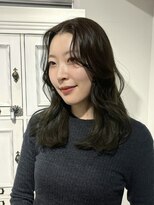 【kumu】韓国風小顔レイヤー/大人可愛い透明感ダークカラー