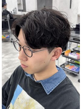 オム ブランシェ(HOMME BLANCHE’) 【Natsuki】シャドウパーマ×センターパート