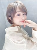 Say.ショートボブホワイトグレージュミニウルフぱっつん前髪青山